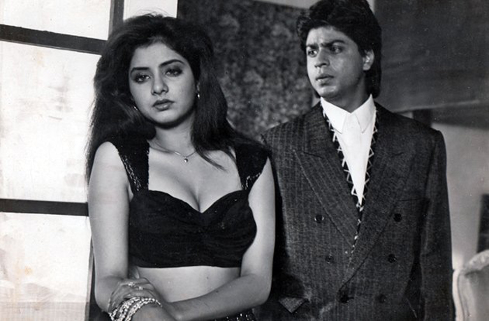 shah-rukh-divya-bharti-1