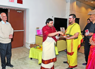 Sringeri Toronto priests