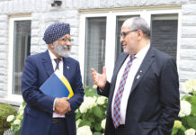 SkyLink founder Surjit Babra donates $1 million to Brampton’s new School of Medicine Surjit Babra with Toronto Metropolitan University president and vice-chancellor Mohamed Lachemi.