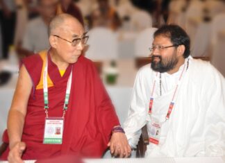 Pujya Gurudevshri Rakeshji with the Dalai Lama