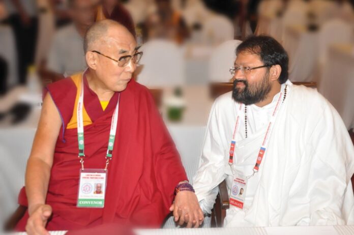Pujya Gurudevshri Rakeshji with the Dalai Lama